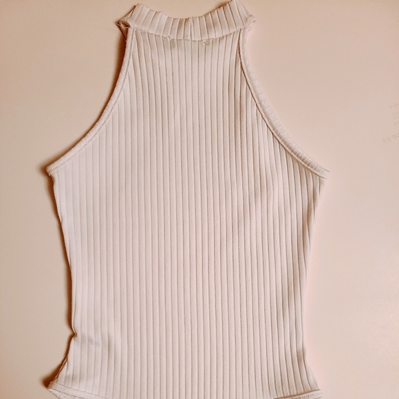 NWOT White sleeveless bodysuit - Picture 4 of 5